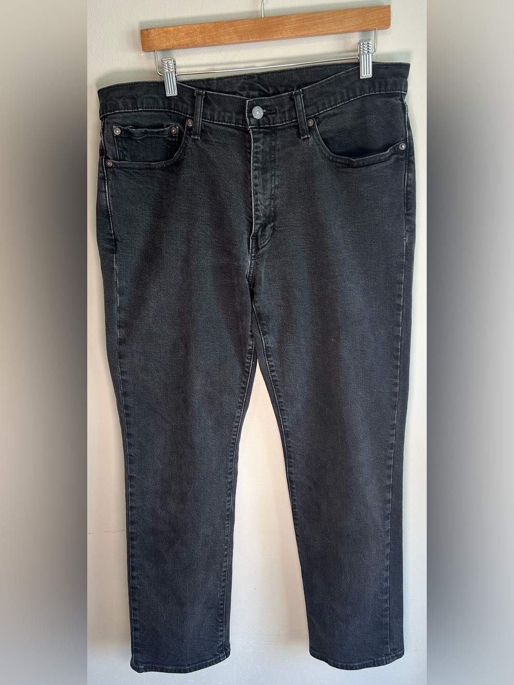 Levi’s Premium Big E Mens Jeans Lot 541 Black Denim Sz 36X30 Tapered Fit Stretch